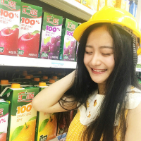 ???φ 浑浊的双眸里，忧伤成