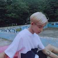 不论友情还是爱情，背