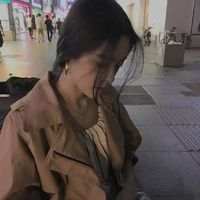 我眼底有片孤独的海 那是你来后又走留下的 错过的就错过了，珍惜