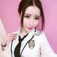 何必拉开心底对别人言