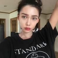 你会不会忽然的出现 在街角的咖啡店 曾经的誓词，别离之后