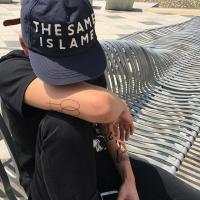 把盏闲卧美人膝 最折磨人的不是离别