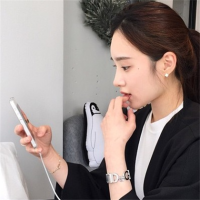 人从众 我只是有些喜欢你罢了