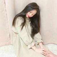 人之所以有两条胳膊是为了拥抱心爱的人 满足这个东西从来就不