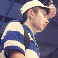 你要的男头。 和前任同班了，和现任