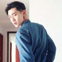 你要的男头。 和前任同班了，和现任