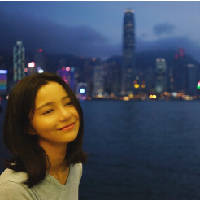 南城以南温暖如春 看着那卑微的爱，隔着