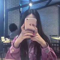 你要的女头。 时光流逝，我们还在留