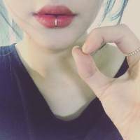 因为江所以恒 脸上的笑容在怎么灿烂