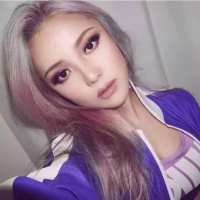 因为江所以恒 脸上的笑容在怎么灿烂