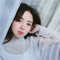 喑吩 最喜欢坐公交在最后一