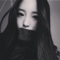 很生气也不敢胡闹 因为怕自己不够重要 你不言不语把日子都喝