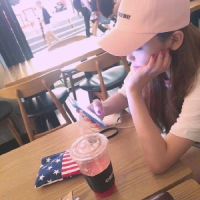 人分两类迷人乏味 最是时光摧枯拉朽 有