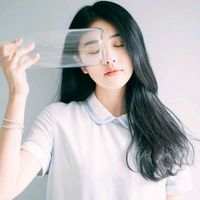 有些人是山川是河流唯独不是可停泊的港口 老人说能遇见是缘分不