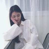 小可爱的匿名情书. 我满腔哽咽跟你诉说旧