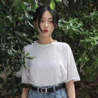 一次就好我陪你到天荒地老。 爱情是只要和一个人在