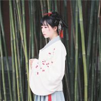 四月. 一个人相信自己是什么