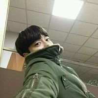 我昨天做梦了 每个梦里面都有你 因为不爱了所以不在乎