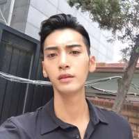 初。 如果有一天，我不哭不