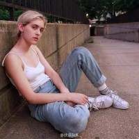 优秀的我 原谅我独自一人在那里