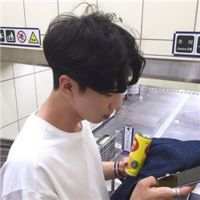 感情没有先来后到不被爱的才是第三者 没有人可以带走你的痛