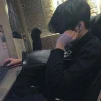北甍 睡前跟喜欢的人打电话