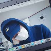 北甍 睡前跟喜欢的人打电话