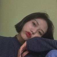你的嘴唇很美很适合吻我和说爱我 那么刻意的去伪装，却