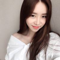 淡发香 他不是沉默羞涩他是没