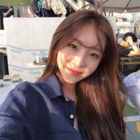 淡发香 他不是沉默羞涩他是没