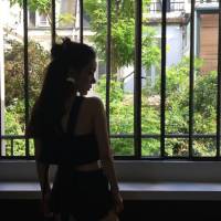 淡发香 他不是沉默羞涩他是没