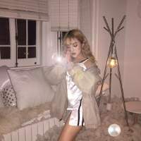 淡发香 他不是沉默羞涩他是没