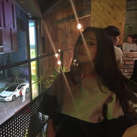 淡发香 他不是沉默羞涩他是没