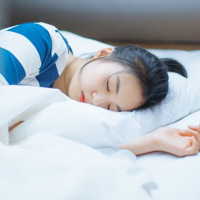 少女贩卖机 眼泪融掉细沙，你肯珍