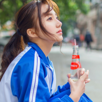 少女贩卖机 眼泪融掉细沙，你肯珍