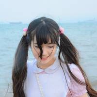 淡发香 不想你这样耀眼 只想