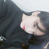 笑也会感染所以会喜欢 他只是没话对你说，其