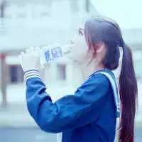 清纯学生 我已不再在乎谁的闯入