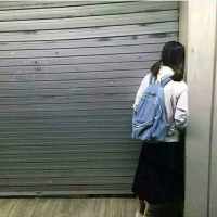 笑也会感染所以会喜欢 我把想念种在风里 爱