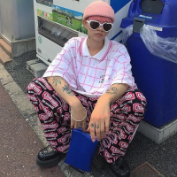 10r 幸福，是在人潮拥挤的