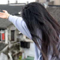 街混 可我整夜失的眠 闭眼