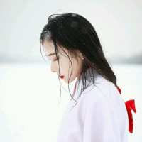 四月. “他要走就放手 多说