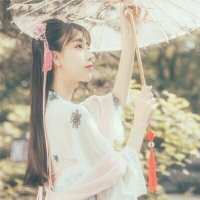 四月. “他要走就放手 多说