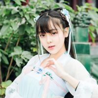 四月. “他要走就放手 多说