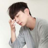 桀骜不驯 像一场烂电影 看过就