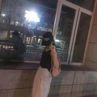 “不要让一个女人适应