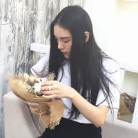 killer：她眼角的泪光 世界很苦 但你要甜