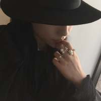killer：她眼角的泪光 最近睡的很坏 你搬过