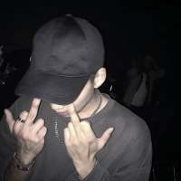 killer：她眼角的泪光 明明说好不再喜欢你了