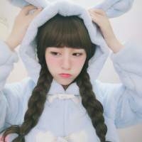 二次元少女 劝你闭嘴 我才是这世